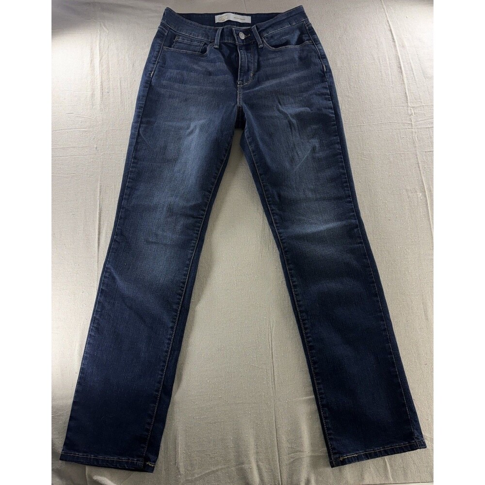 Signature by Levi Strauss Women's Mid-Rise Straight Jeans Dark Wash 6S W28 L30